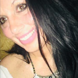 Meet your Posher, Michele